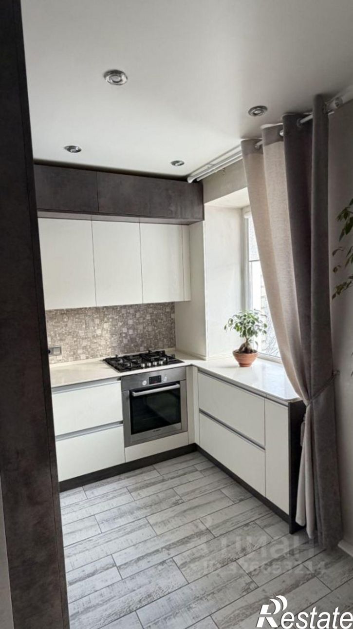 3-комн квартира Ударная улица, 27,  д. 27