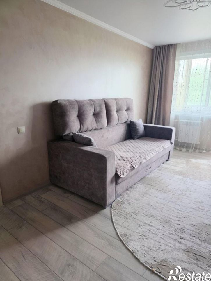 3-комн квартира ул Ленинградская, 28,  д. 28