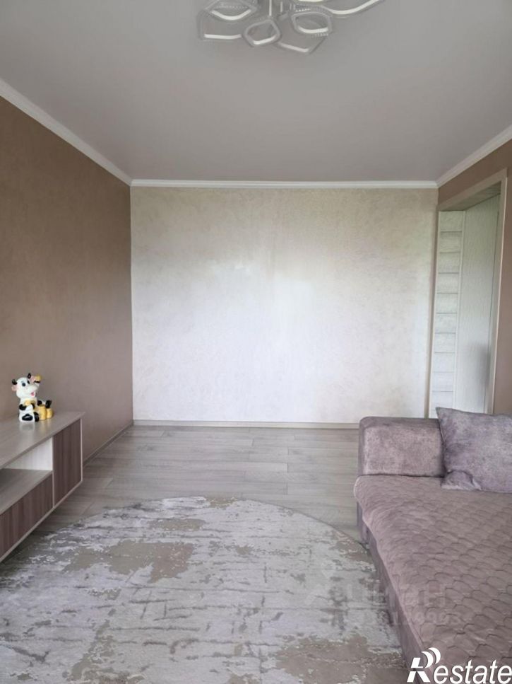 3-комн квартира ул Ленинградская, 28,  д. 28