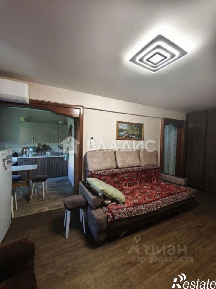 3-комн квартира улица Петра Мерлина, 16,  д. 16