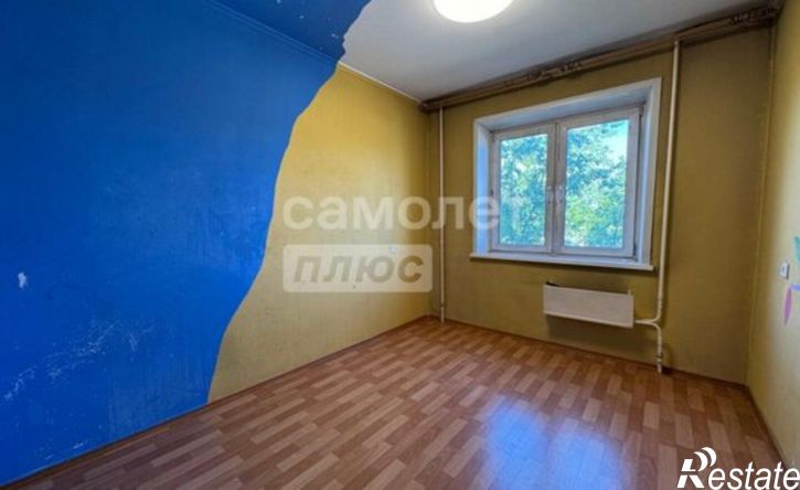 3-комн квартира ул Владимира Короленко, 27,  д. 27