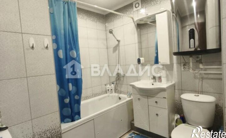 3-комн квартира ул Петра Мерлина, 16,  д. 16