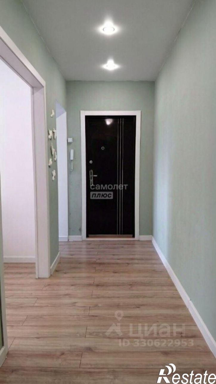 3-комн квартира улица Машиностроителей, 21,  д. 21