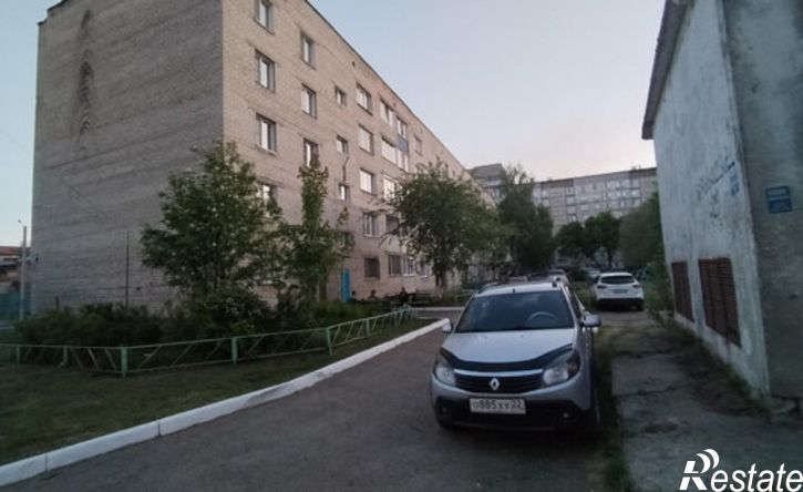 3-комн квартира ул Емельяна Пугачева, 10,  д. 10