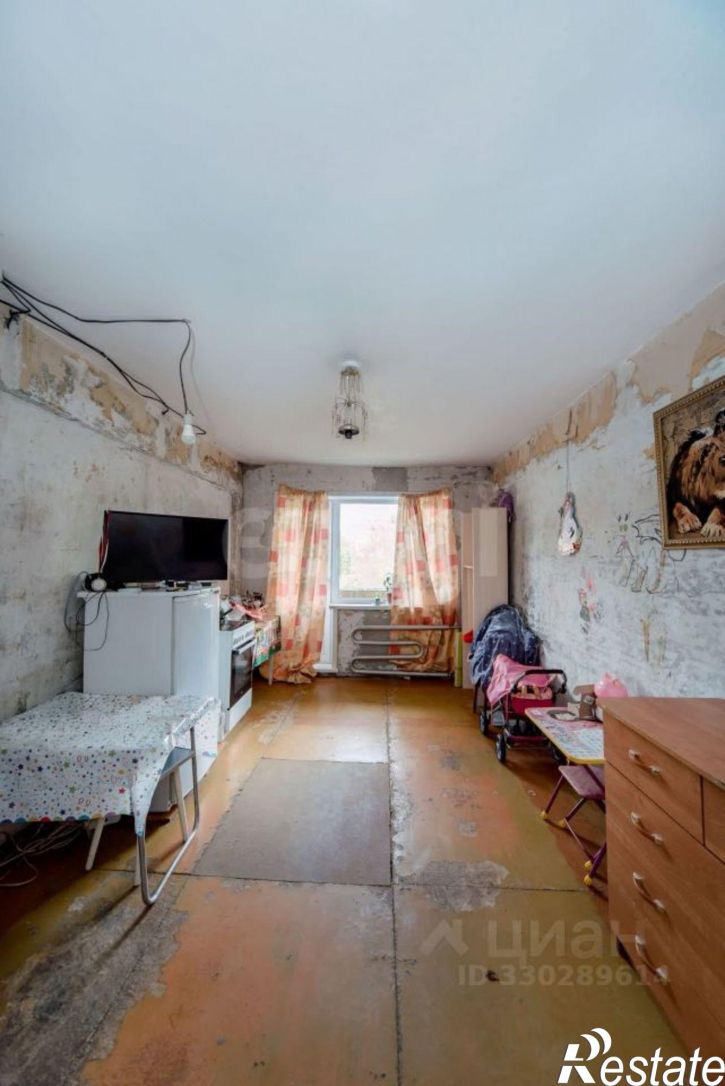 3-комн квартира улица Михаила Митрофанова, 37,  д. 37