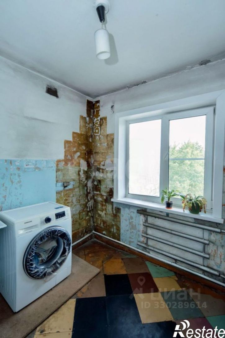 3-комн квартира улица Михаила Митрофанова, 37,  д. 37