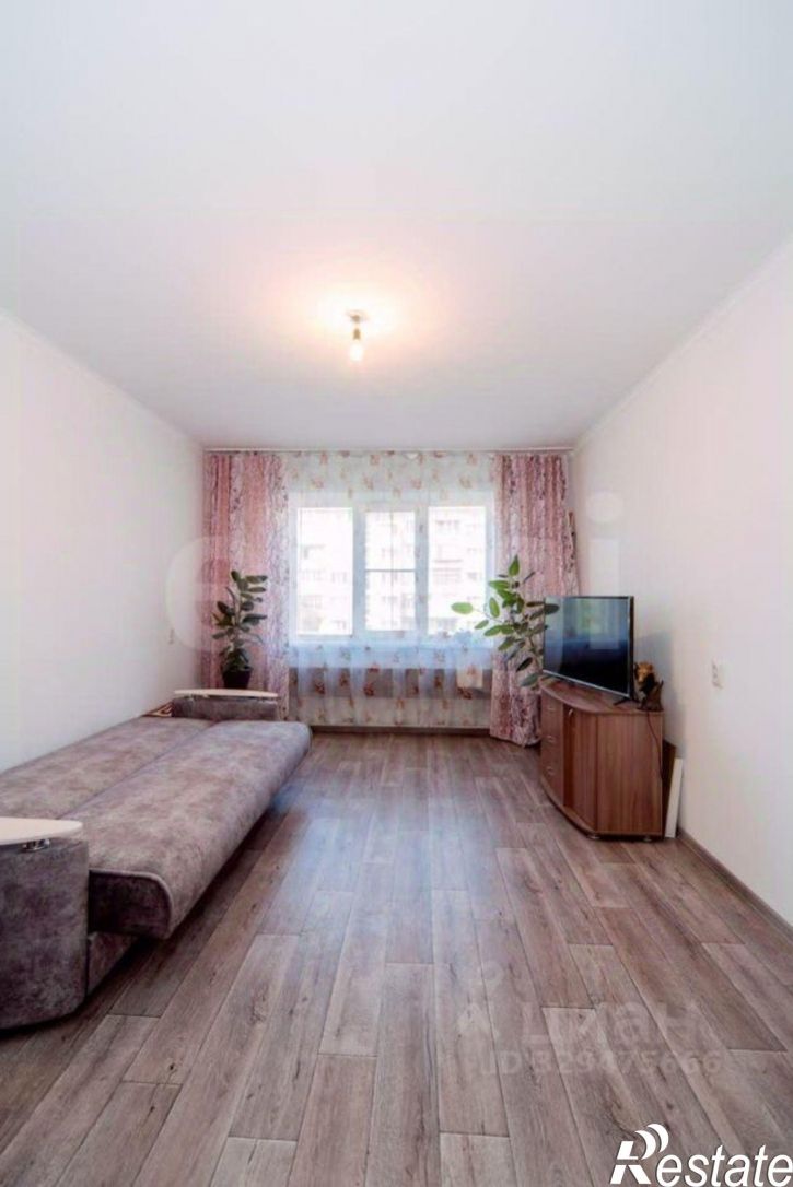 3-комн квартира ул имени Героя Советского Союза Трофимова, 113,  д. 113