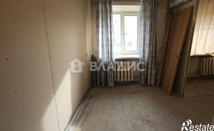 3-комн квартира ул имени Героя Советского Союза Трофимова, 141,  д. 141