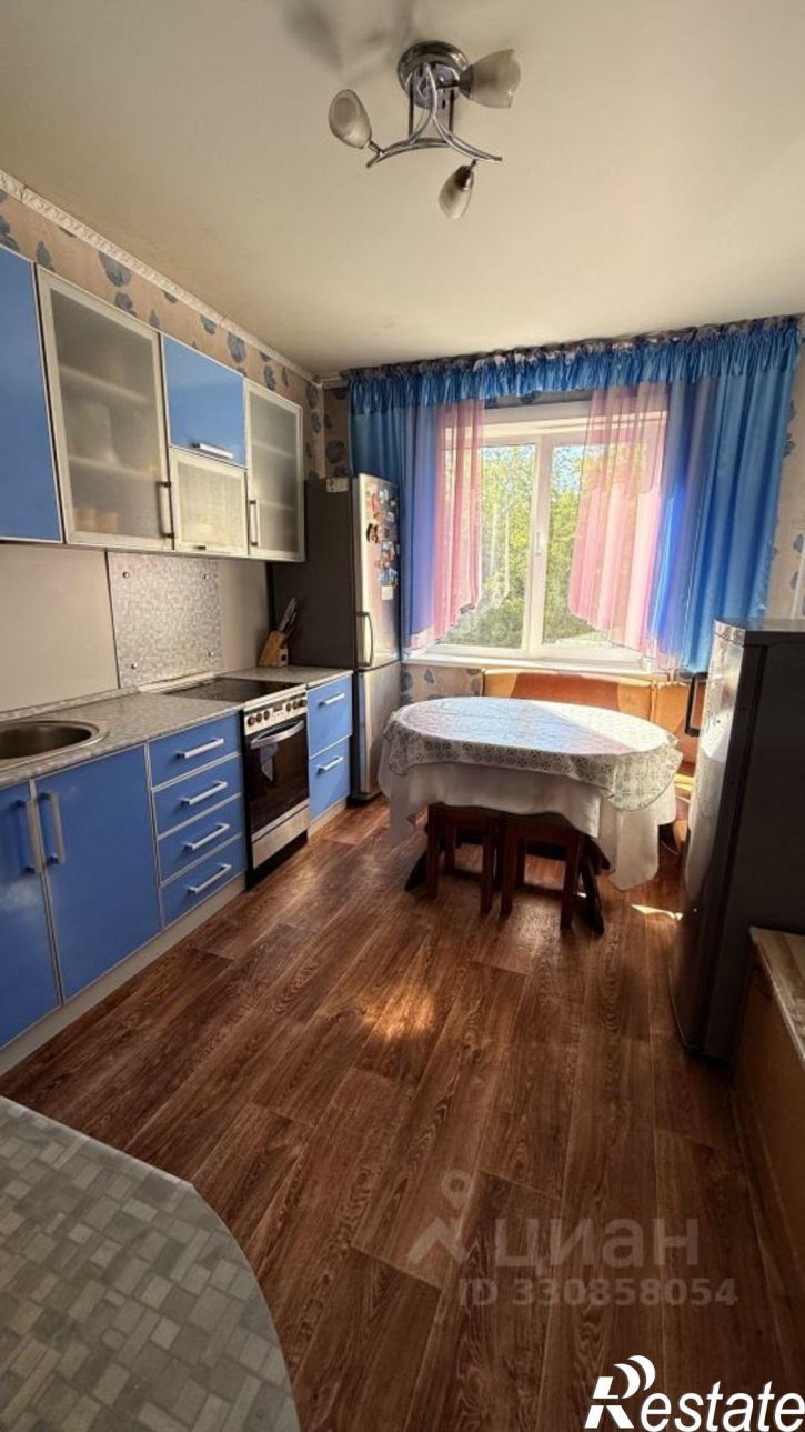 3-комн квартира ул Машиностроителей, 9,  д. 9