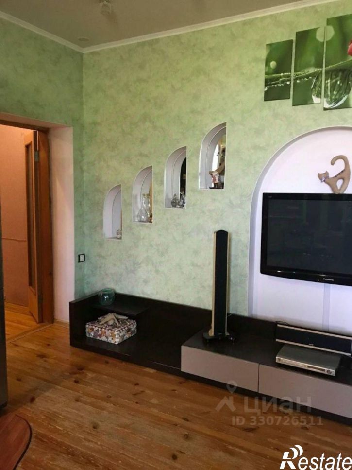 3-комн квартира улица Михаила Кутузова, 11/4,  д. 11/4