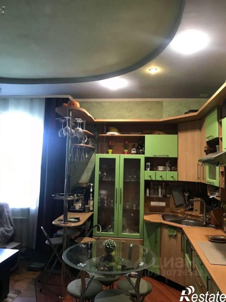 3-комн квартира улица Михаила Кутузова, 11/4,  д. 11/4