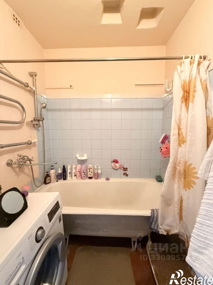 2-комн квартира Ленинградская улица, 35,  д. 35
