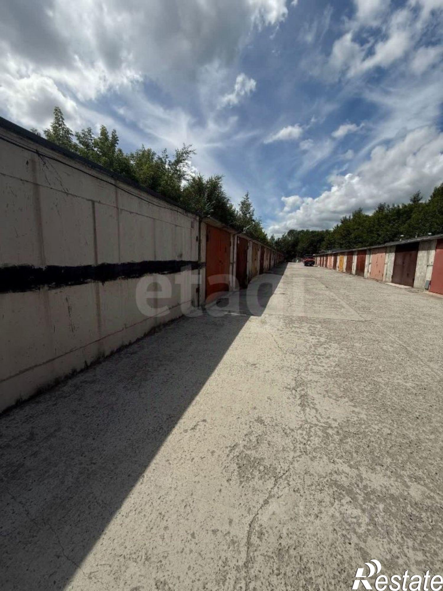 Купить гараж, место в паркинге за 850 024 рублей на улица Вали Максимовой