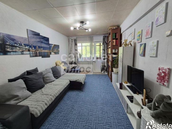 3-комн квартира улица Петра Мерлина, 23,  д. 23