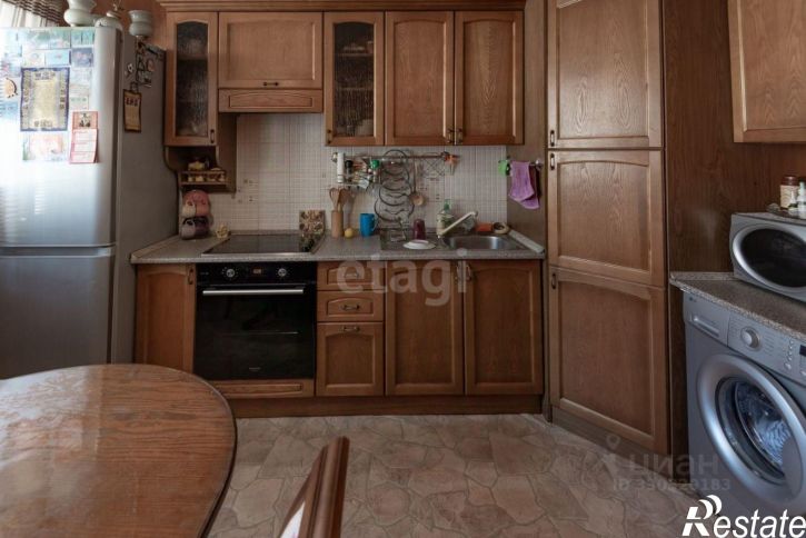 4-комн квартира улица Воинов-Интернационалистов, 84,  д. 84