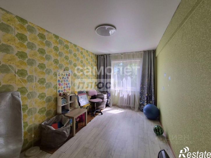 3-комн квартира улица Петра Мерлина, 23,  д. 23