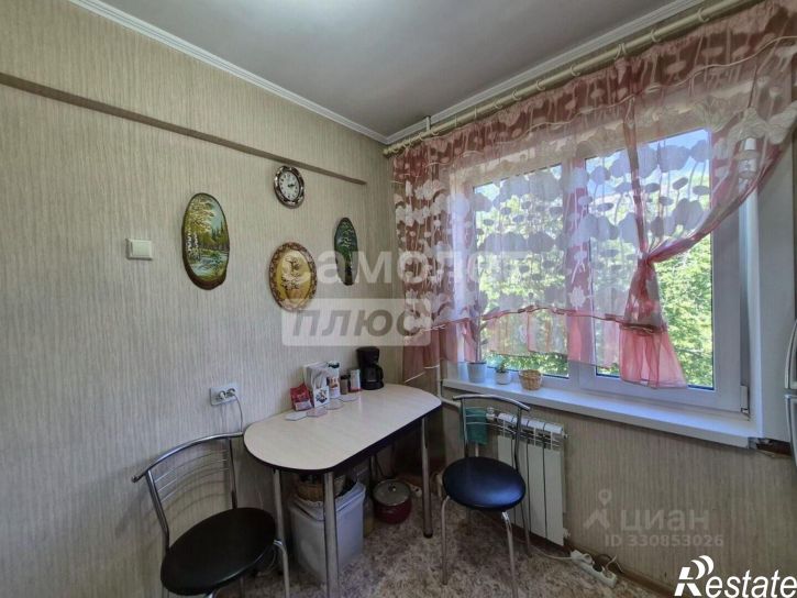 3-комн квартира улица Петра Мерлина, 23,  д. 23