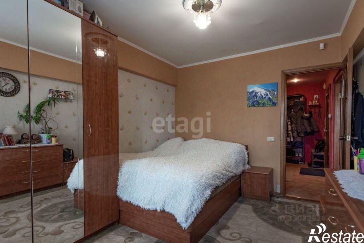 4-комн квартира улица Воинов-Интернационалистов, 84,  д. 84