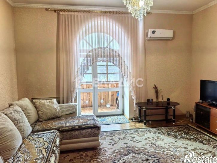 3-комн квартира ул Социалистическая, 100,  д. 100