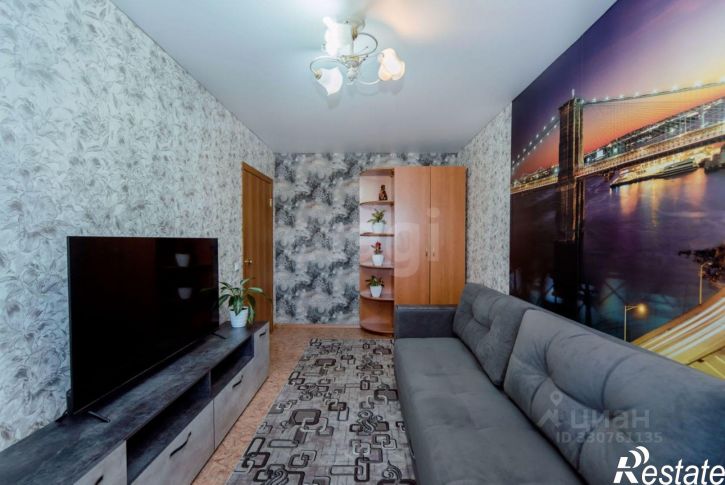 3-комн квартира улица Александра Матросова, 31,  д. 31