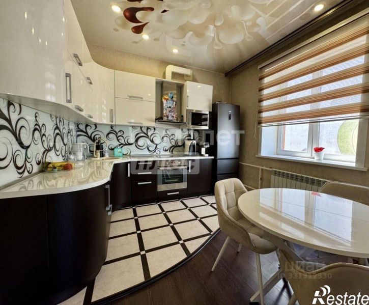2-комн квартира Коммунарский пер, 39,  д. 39