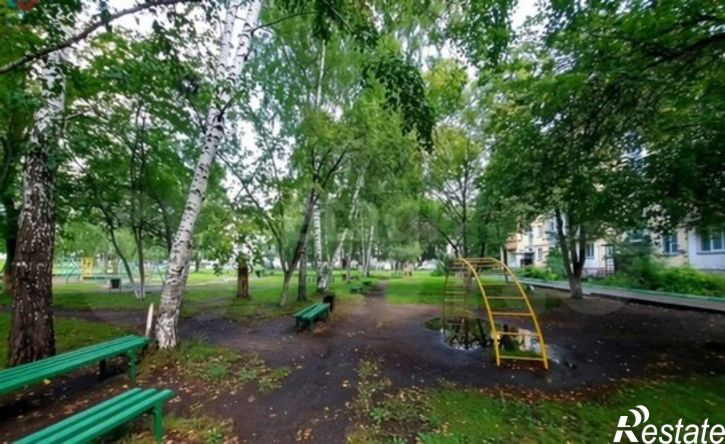 1-комн квартира улица Льнокомбинат, 83,  д. 83