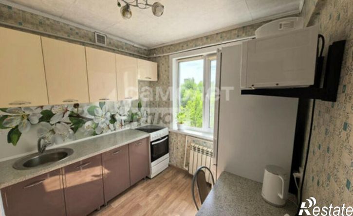 2-комн квартира улица 8 Марта, 17,  д. 17