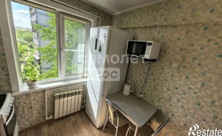 2-комн квартира улица 8 Марта, 17,  д. 17