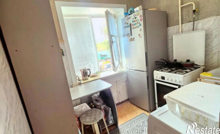 2-комн квартира ул Ильи Репина, 10,  д. 10