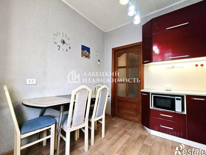 2-комн квартира Коммунарский переулок, 33,  д. 33