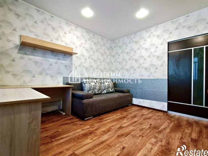 2-комн квартира Коммунарский переулок, 33,  д. 33