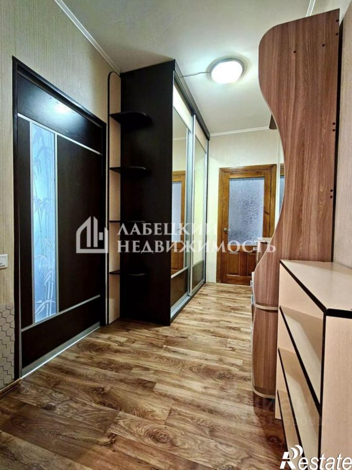 2-комн квартира Коммунарский переулок, 33,  д. 33