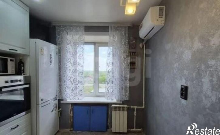2-комн квартира улица Петра Мерлина, 2,  д. 2