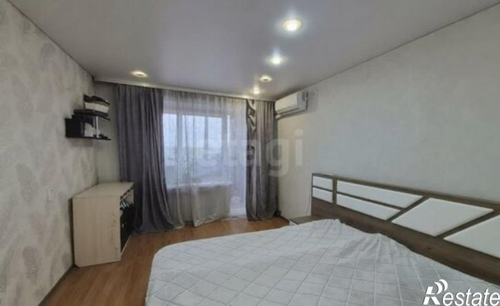 2-комн квартира улица Петра Мерлина, 2,  д. 2
