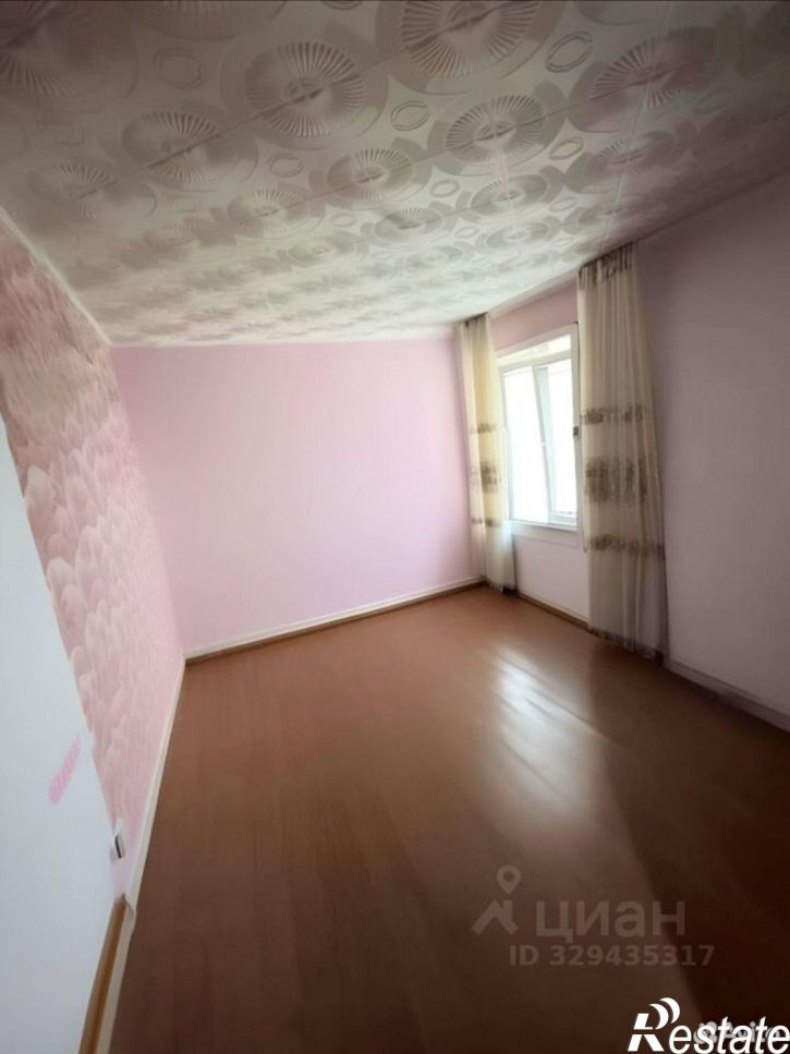 3-комн квартира улица Василия Шадрина, 33,  д. 33