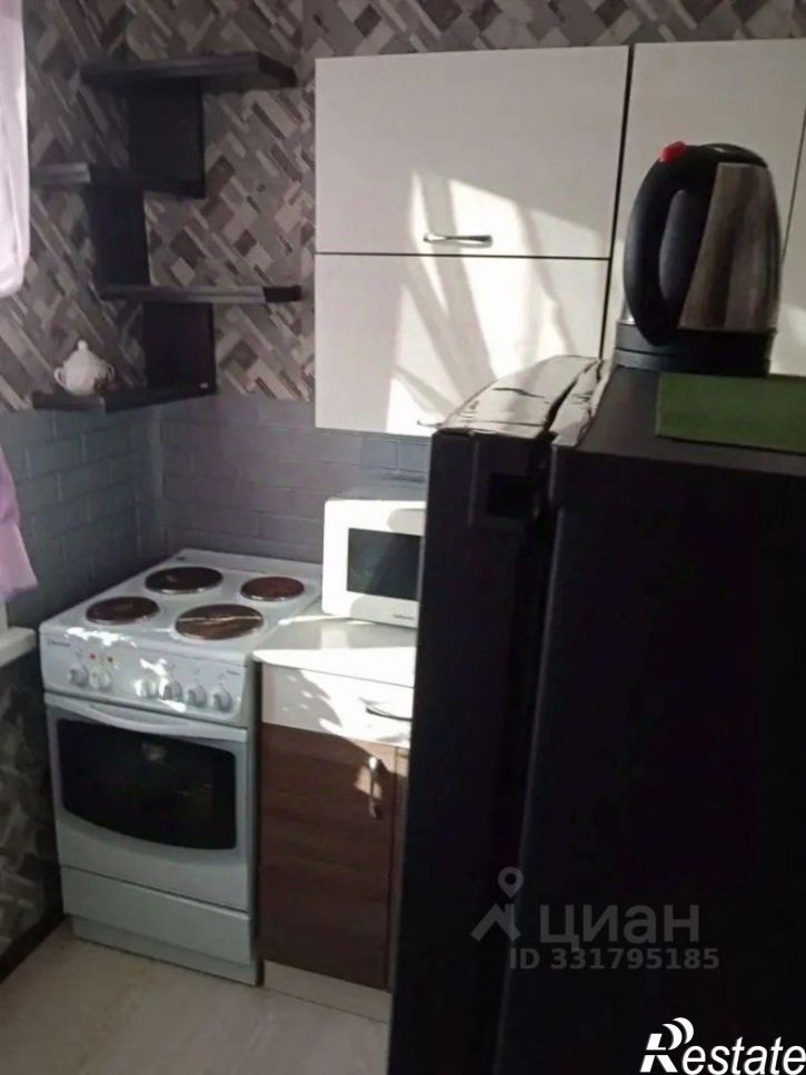 1-комн квартира Ленинградская улица, 37,  д. 37