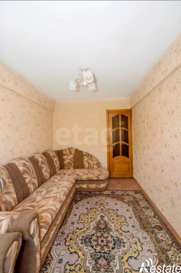 3-комн квартира улица Петра Мерлина, 16,  д. 16