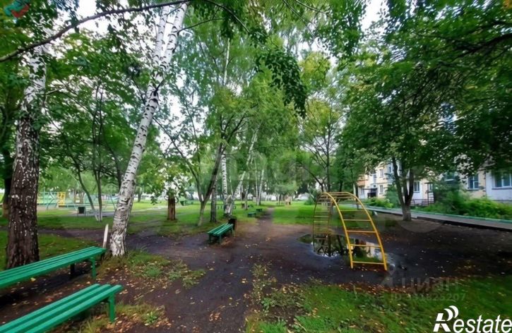 1-комн квартира улица Льнокомбинат, 83,  д. 83
