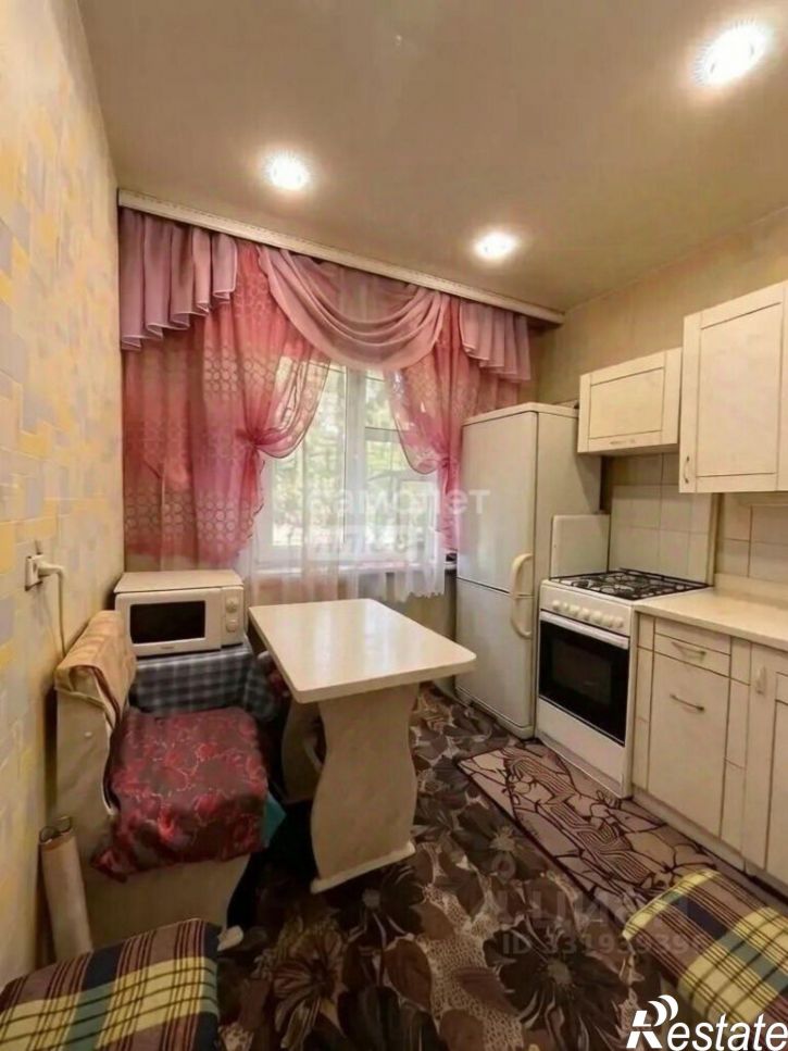 2-комн квартира ул Петра Мерлина, 13,  д. 13