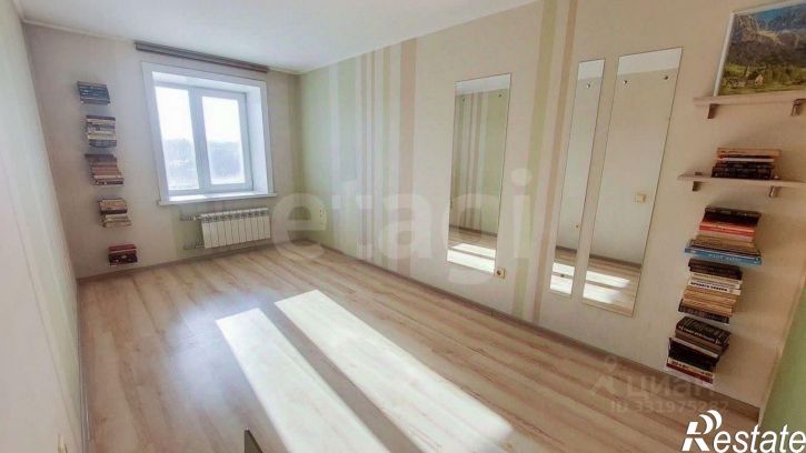 3-комн квартира ул имени Героя Советского Союза Красильникова, 227/2,  д. 227/2