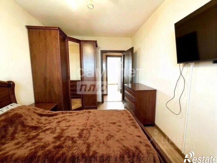 4-комн квартира ул Стахановская, 10,  д. 10