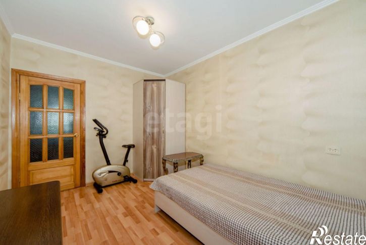 3-комн квартира ул Ильи Мухачева, 230/2,  д. 230/2