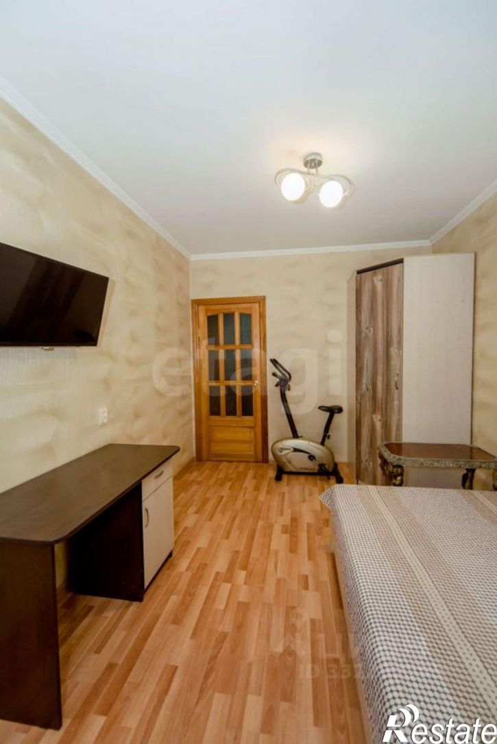 3-комн квартира ул Ильи Мухачева, 230/2,  д. 230/2