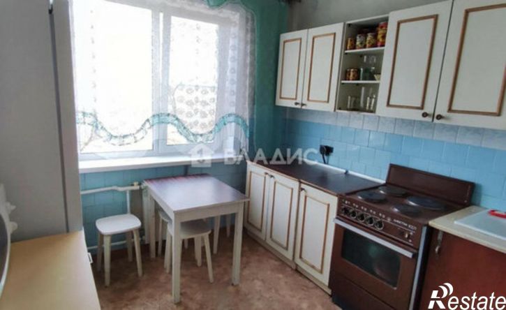 2-комн квартира ул Владимира Короленко, 27,  д. 27