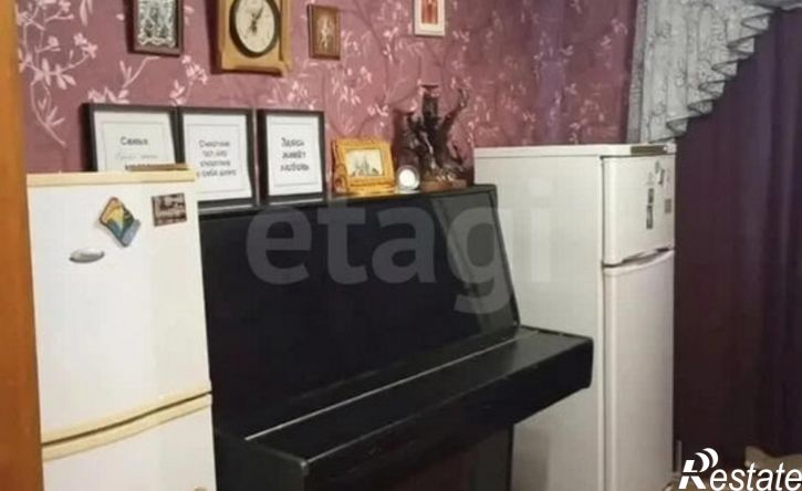 4-комн квартира ул Революции, 82,  д. 82