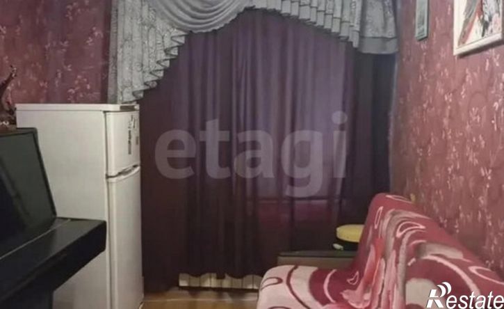 4-комн квартира ул Революции, 82,  д. 82