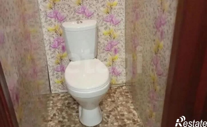 4-комн квартира ул Революции, 82,  д. 82