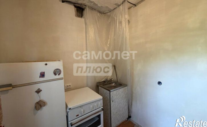 3-комн квартира ул Владимира Короленко, 47,  д. 47