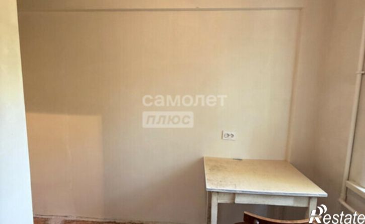 3-комн квартира ул Владимира Короленко, 47,  д. 47