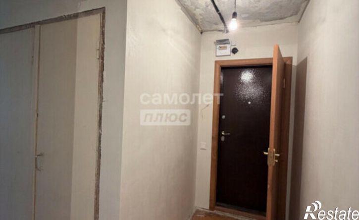 3-комн квартира ул Владимира Короленко, 47,  д. 47